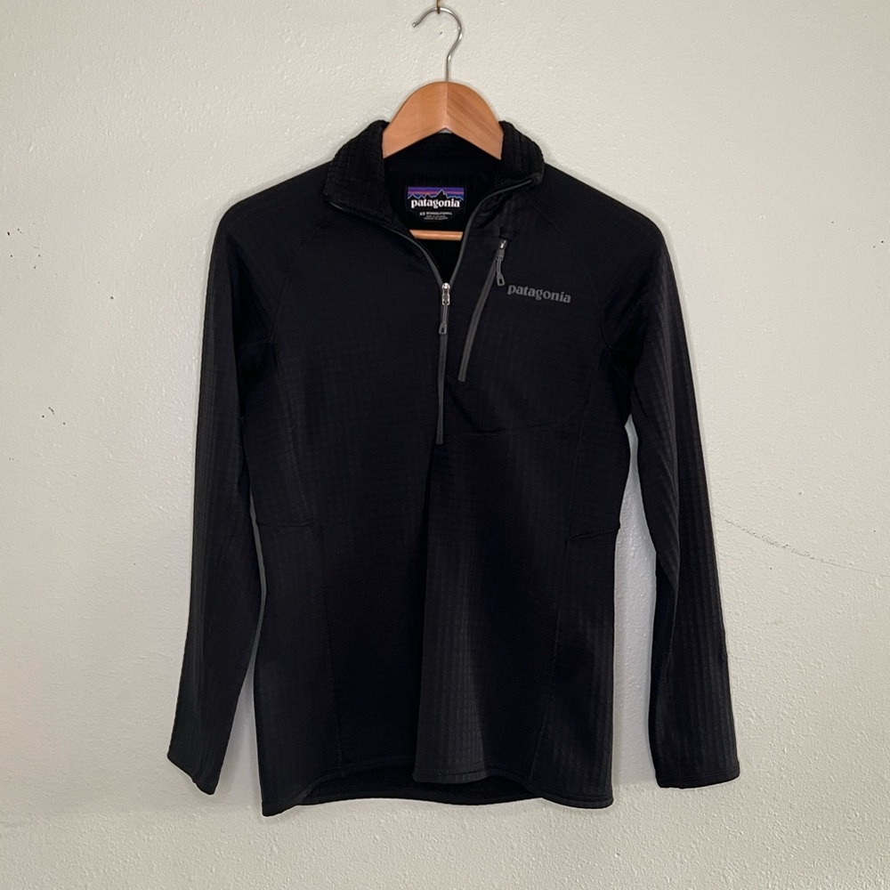 Patagonia Women’s R1 thermal 1/4 zip